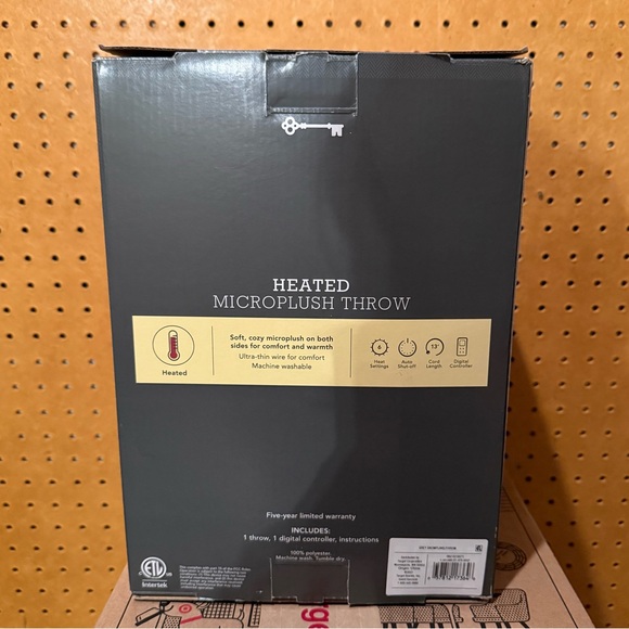 Threshold Heated Microplush Throw Blanket in Gray Snowflake - Picture 4 of 6